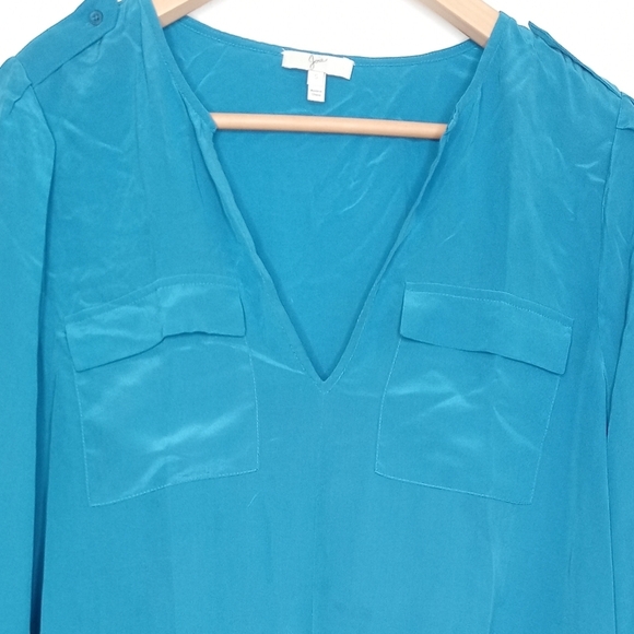Joie 100% Silk Blue V-Neck Blouse - Picture 3 of 12